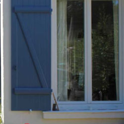 volet isolant bleu - fenêtre - Bourguignon Dal Alu