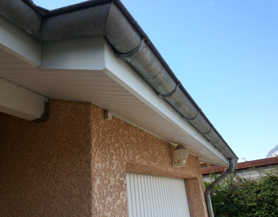 Habillage bandeau alu sur mesure en Isère à Moirans, Grenoble par Bourguignon Dal'ALu.